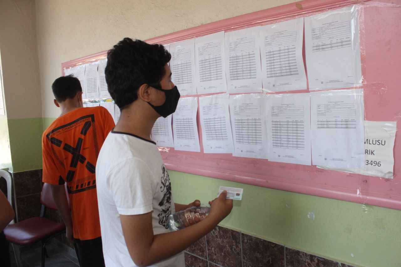 Peki, LGS sınav soruları ne zaman yayınlanacak? Tercih dönemi belli oldu mu? İşte detaylar.